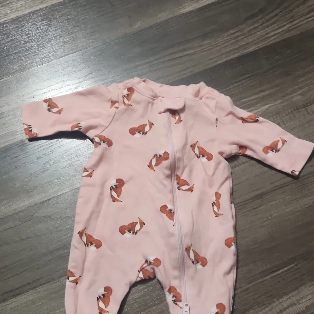 N/A pink fox